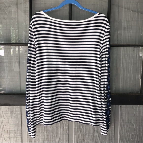 Crown & Ivy top, B&W stripes with blue lace arms - Picture 6 of 11